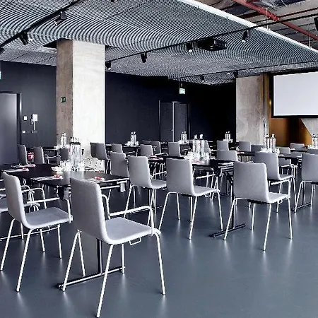 Nhow Hotel 4*
